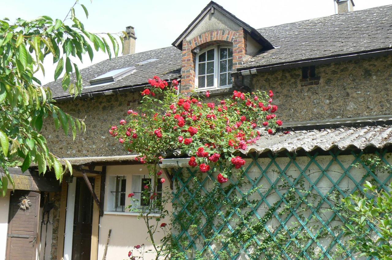 Bed and Breakfast La grange Alluyes Exterior foto